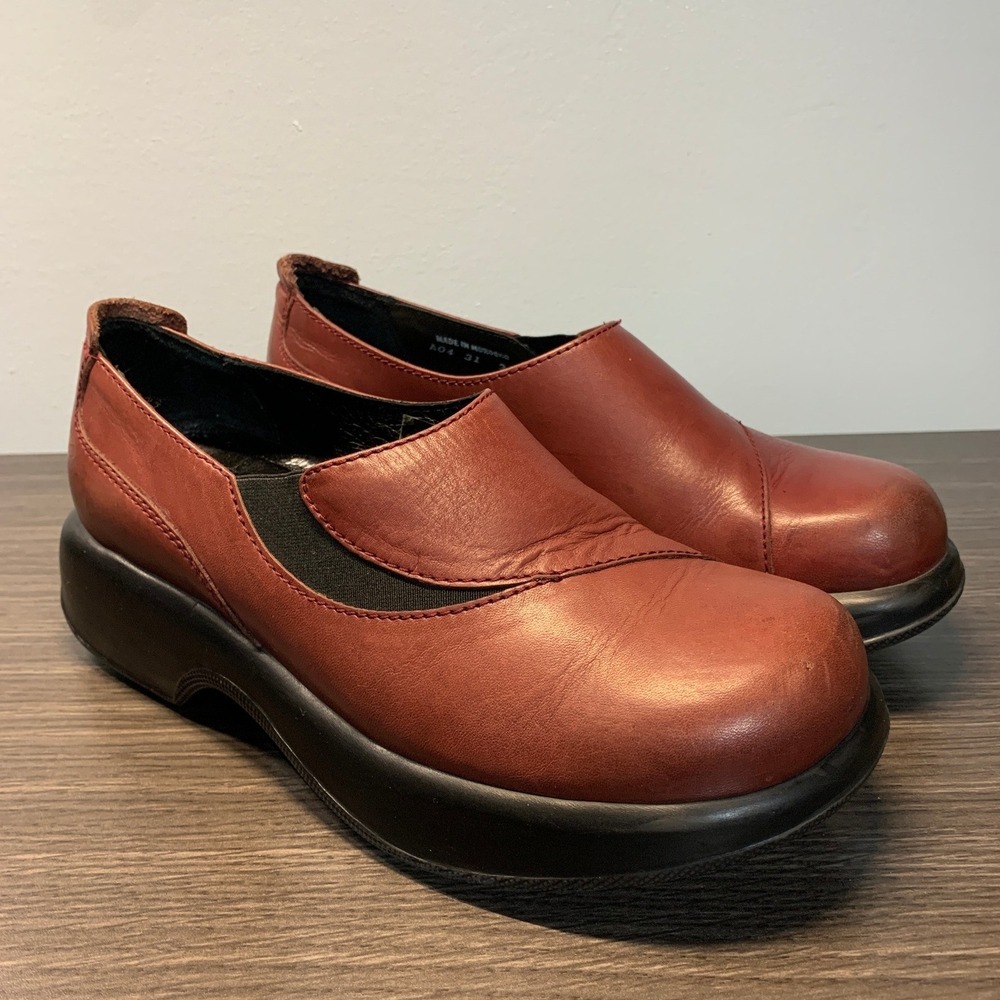 Dansko Mahogany Red Leather Slip On Platform Loafers Shoes A04 31 Size 38